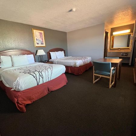 Greensburg Inn Extérieur photo