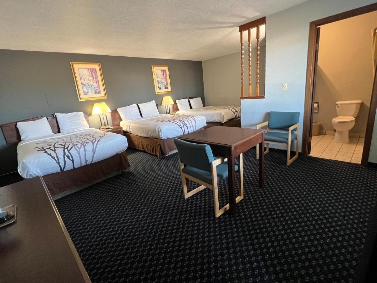 Greensburg Inn Extérieur photo